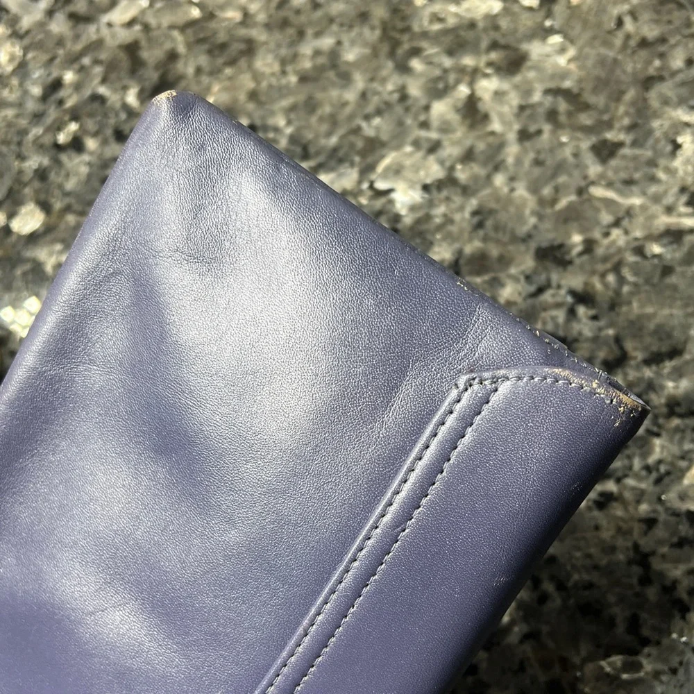 Nordstrom Leather Lavender Large Hand Strap Wallet Magnetic Clutch Bag